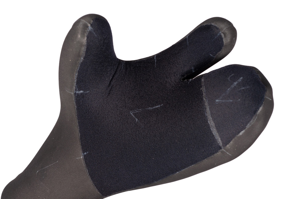 Рукавицы Salvimar WINTERPRO открытая пора, 5 мм